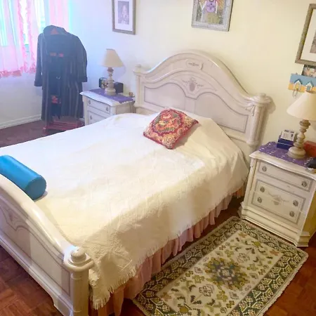 With 3 Bedrooms In Appartamento
